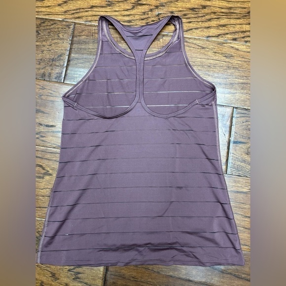 Athleta Chi high neck racer back tank - Picture 2 of 5